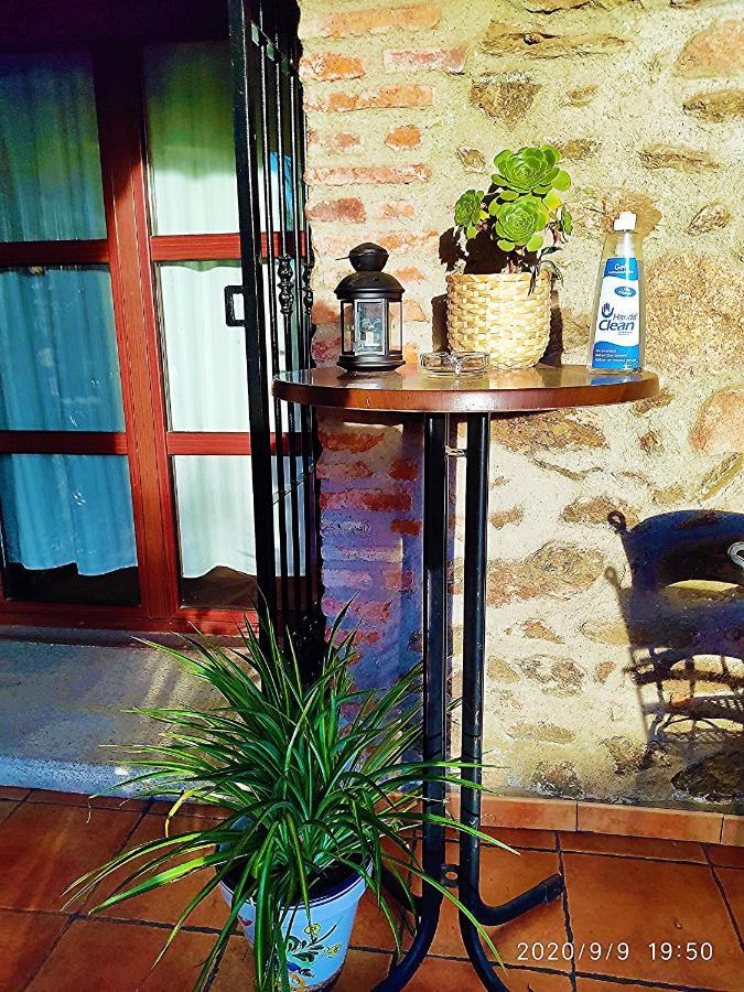 La Casa Del Marques Pension Logrosán Buitenkant foto