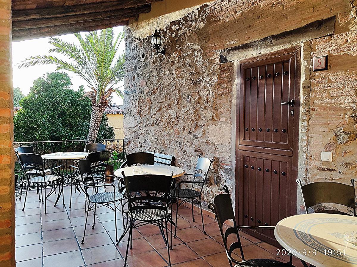 La Casa Del Marques Pension Logrosán Buitenkant foto
