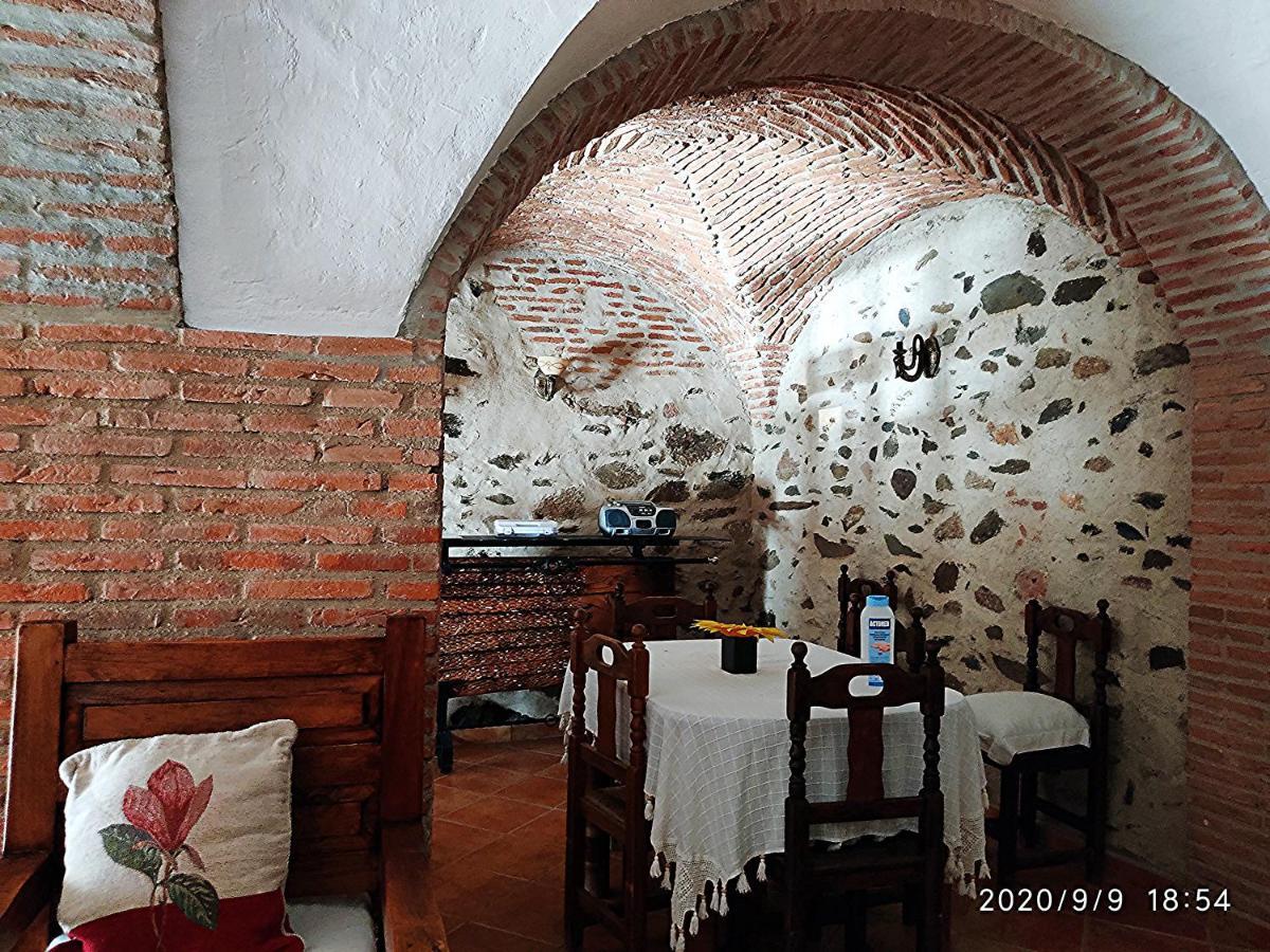 La Casa Del Marques Pension Logrosán Buitenkant foto