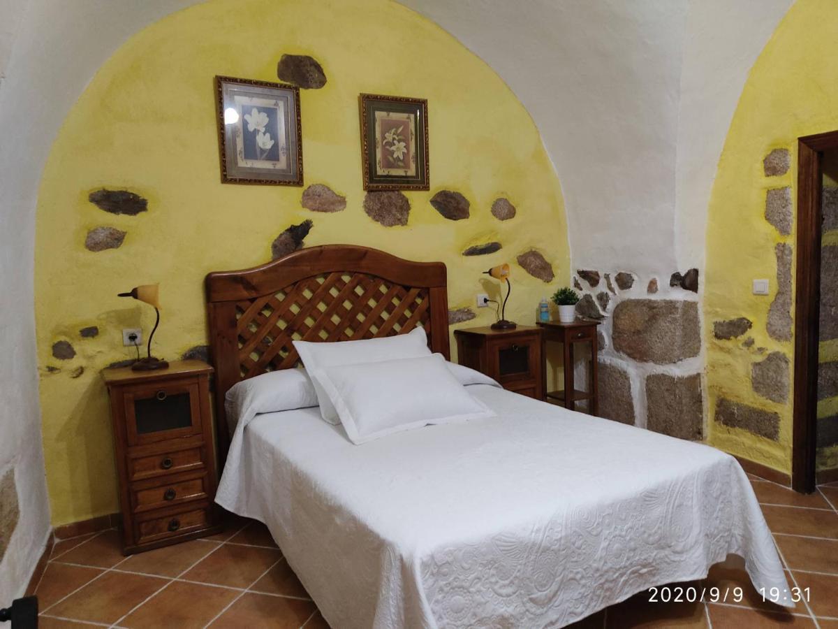 La Casa Del Marques Pension Logrosán Buitenkant foto