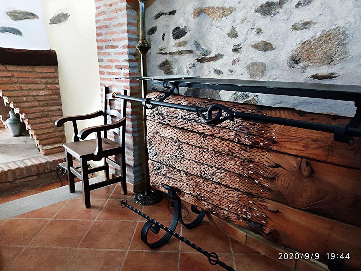 La Casa Del Marques Pension Logrosán Buitenkant foto