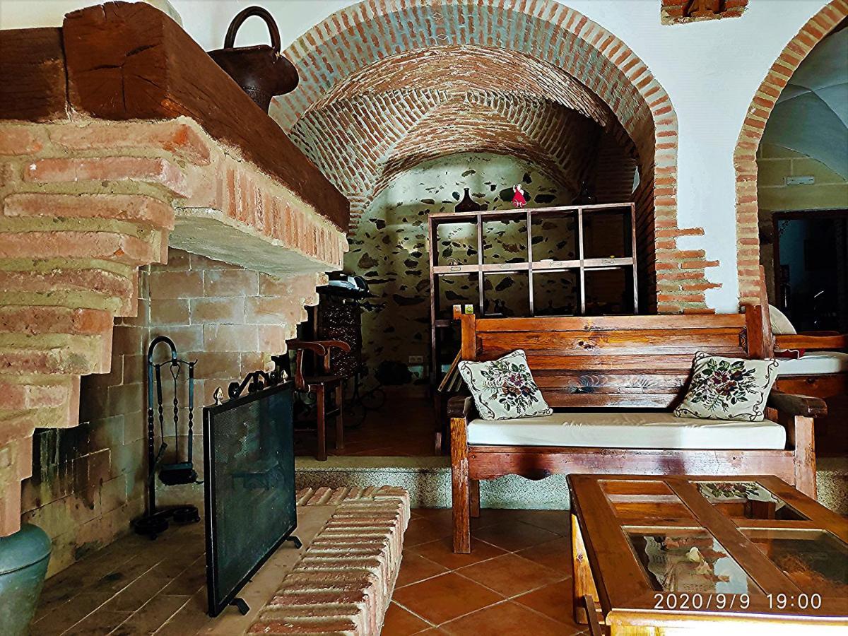 La Casa Del Marques Pension Logrosán Buitenkant foto