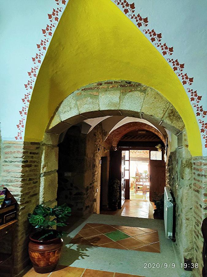 La Casa Del Marques Pension Logrosán Buitenkant foto