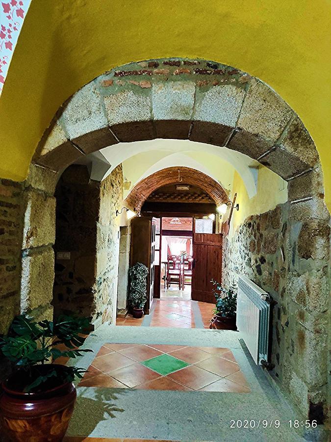 La Casa Del Marques Pension Logrosán Buitenkant foto