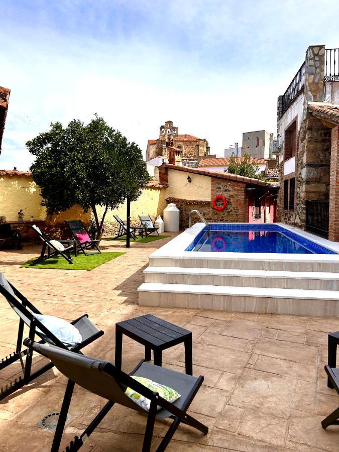 La Casa Del Marques Pension Logrosán Buitenkant foto